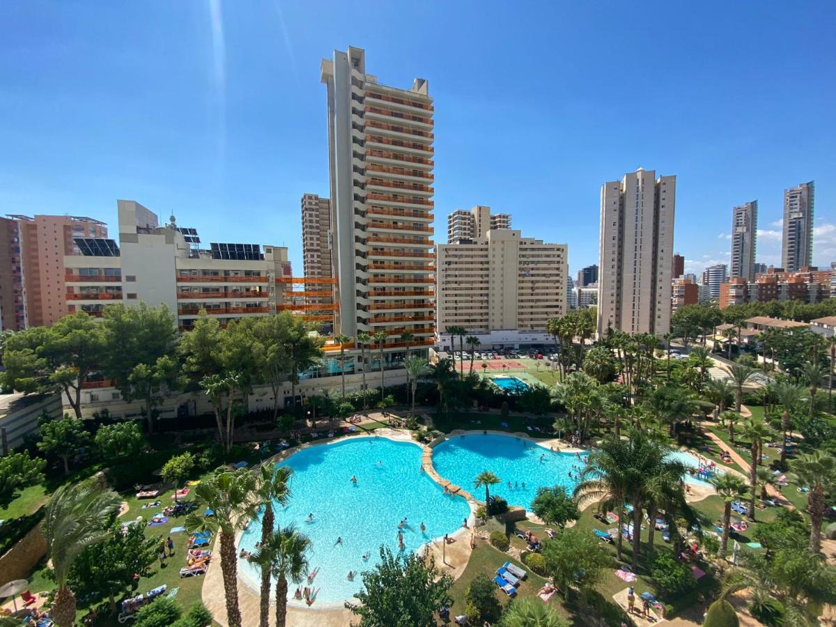 Gemelos 22-2-24 Benidorm Exterior foto