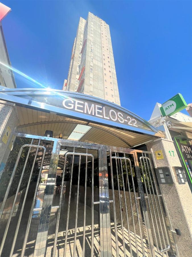 Gemelos 22-2-24 Benidorm Exterior foto